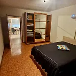 Appartement Stylish Apt, Free Parking, Near Center & Airport