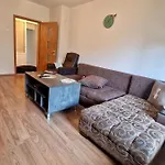 Stylish Apt, Free Parking, Near Center & Airport Appartement