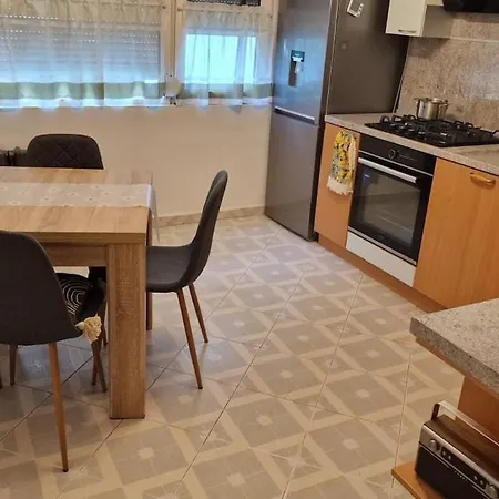 Stylish Apt, Free Parking, Near Center & Airport * Varna