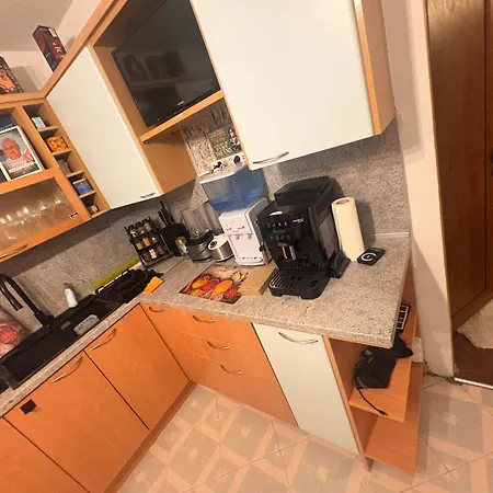 Stylish Apt, Free Parking, Near Center & Airport Lejlighed *